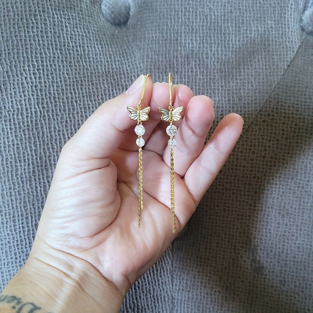 ✨️HP✨️ Rachel Zoe Dainty White Enamel Butterfly🦋 Dangle Earrings - Picture 11 of 16